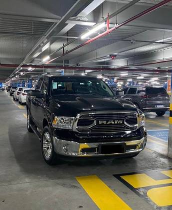 RAM CLASSIC 5.7 V8 GASOLINA LARAMIE CD 4X4 AUTOMÁTICO